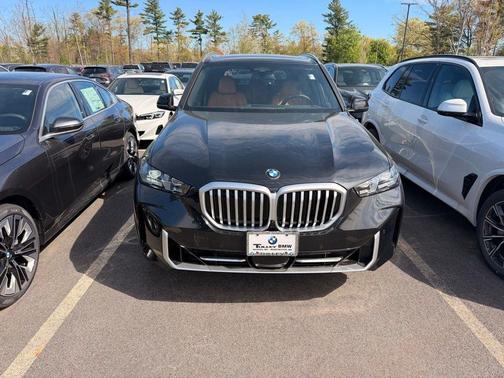 Black Sapphire Metallic 2026 BMW X5 xDrive40i