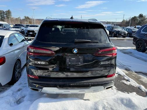 2023 BMW X5 xDrive40i