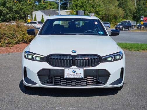 2023 BMW 330 i xDrive