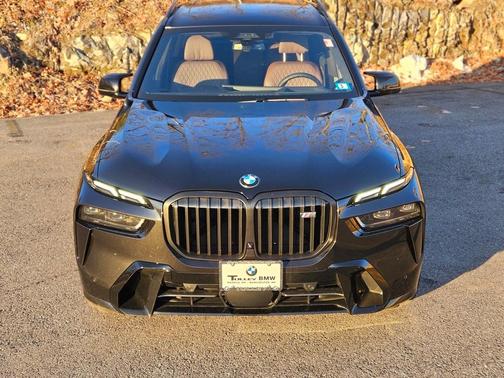 2025 BMW X7 M60i