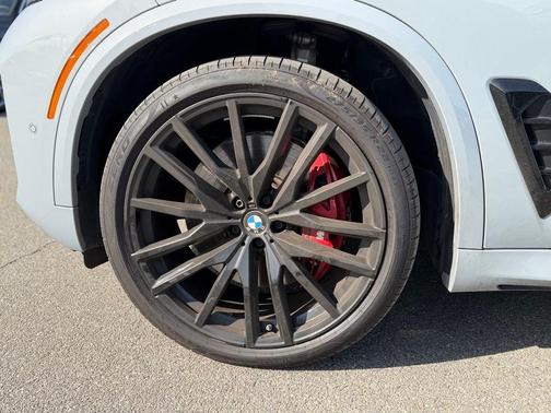 Gray Metallic 2025 BMW X5 M60i