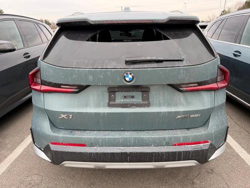 2025 BMW X1 xDrive28i