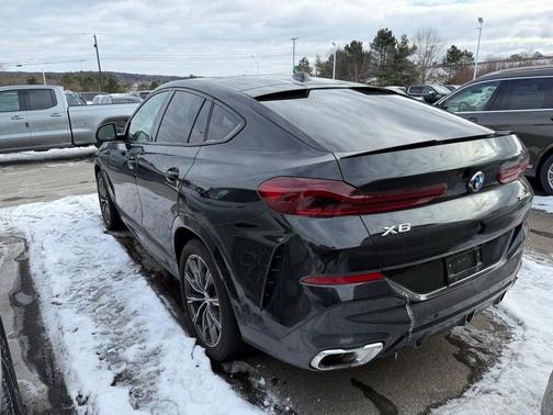 2024 BMW X6 xDrive40i