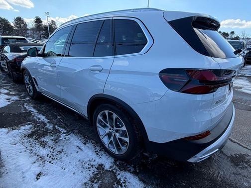 2026 BMW X5 PHEV xDrive50e