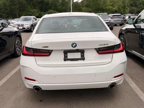 Alpine White 2023 BMW 330 i xDrive