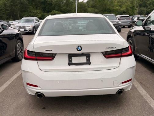 Alpine White 2023 BMW 330 i xDrive