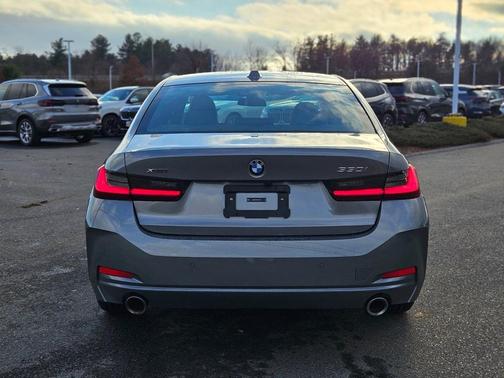 2023 BMW 330 i xDrive