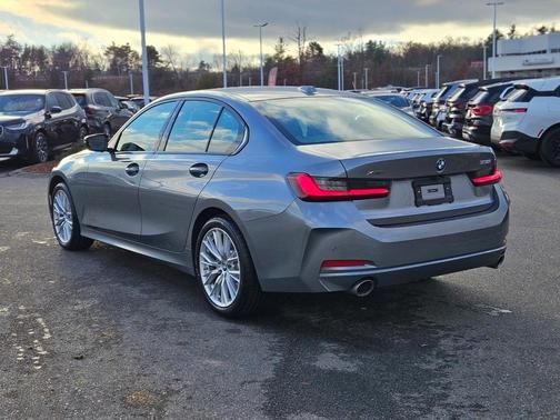2023 BMW 330 i xDrive