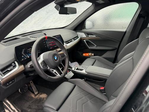 2025 BMW X1 M35i