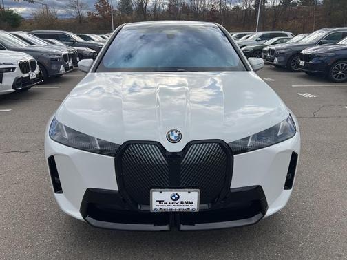 2026 BMW iX xDrive45