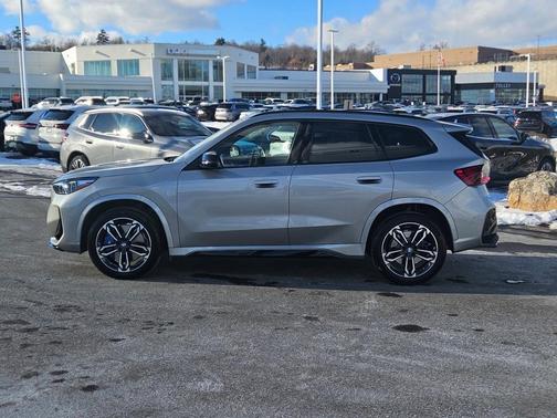2025 BMW X1 M35i