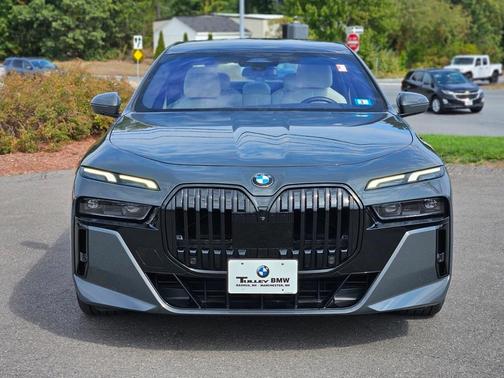 2023 BMW 760 760i xDrive