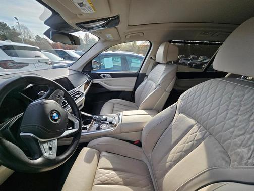 2021 BMW X7 xDrive40i