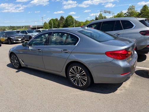 Bluestone Metallic 2019 BMW 540 i xDrive
