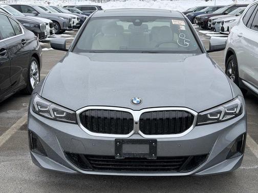 2025 BMW 330 i xDrive