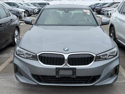 2025 BMW 330 i xDrive