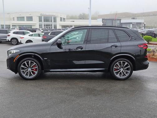 2024 BMW X5 M60i