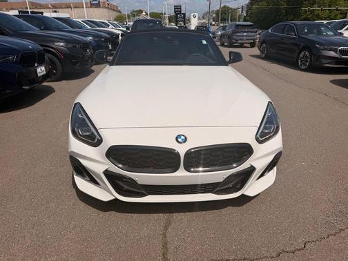 Alpine White 2026 BMW Z4 sDrive30i