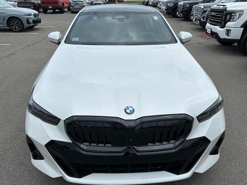 2026 BMW 530 i xDrive