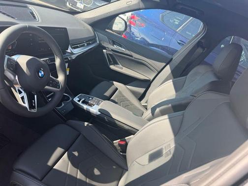 Black Sapphire Metallic 2026 BMW X1 xDrive28i