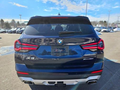 2023 BMW X3 xDrive30i
