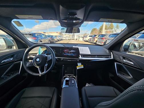 2026 BMW X2 xDrive28i