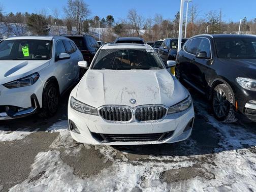 2023 BMW 330 i xDrive