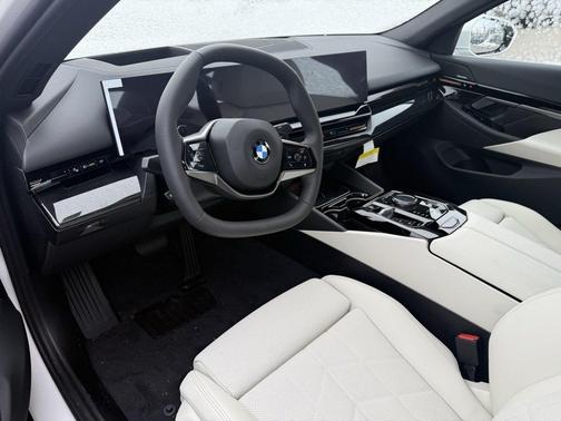 2026 BMW 530 i xDrive