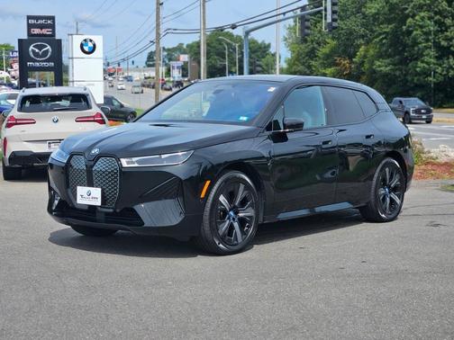 2025 BMW iX xDrive50