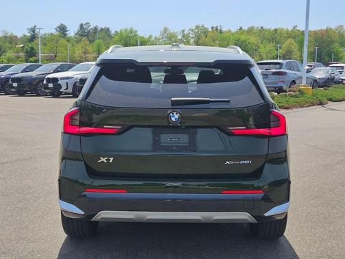 San Remo Green Metallic 2023 BMW X1 xDrive28i