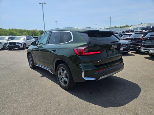 San Remo Green Metallic 2023 BMW X1 xDrive28i