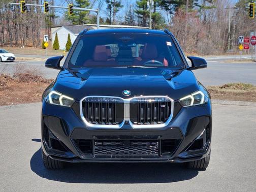 Black Sapphire Metallic 2025 BMW X1 M35i