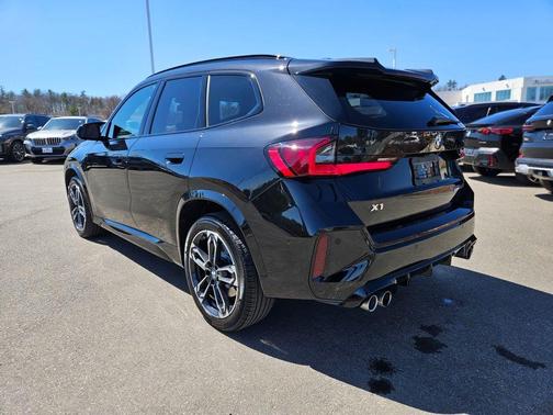 Black Sapphire Metallic 2025 BMW X1 M35i