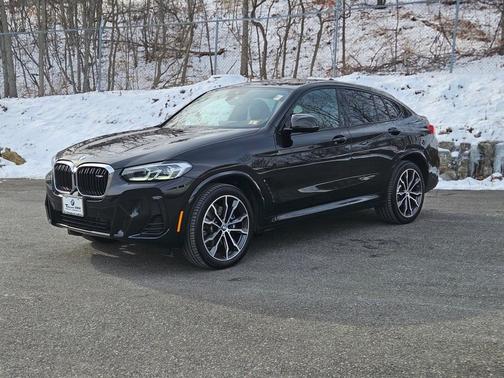 2023 BMW X4 M40i
