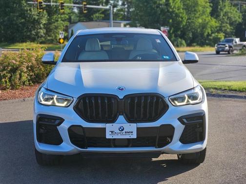 2023 BMW X6 M50i