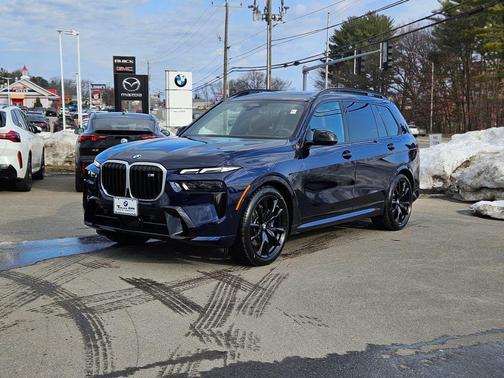 2025 BMW X7 M60i