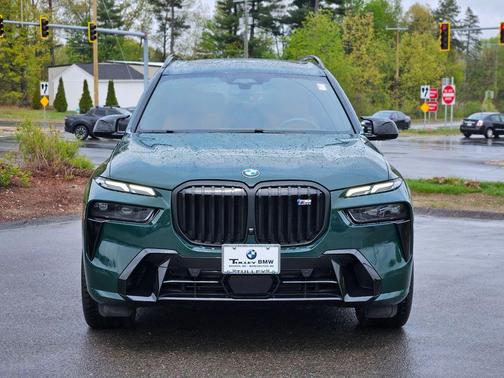 490 2025 BMW X7 M60i