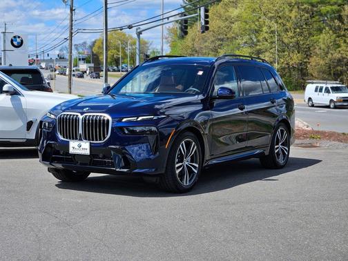 Tanzanite Blue II Metallic 2026 BMW X7 xDrive40i