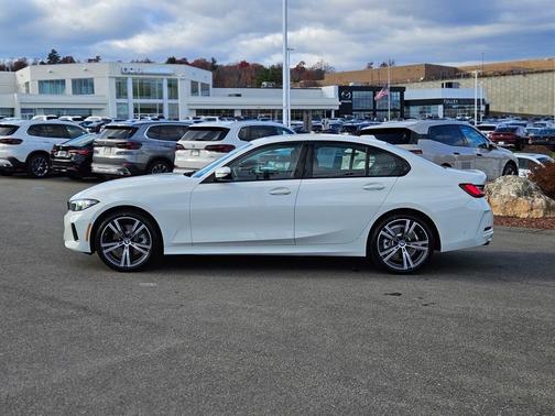 2023 BMW 330 i xDrive