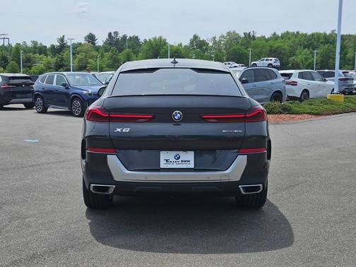 2022 BMW X6 xDrive40i