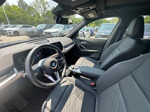 2025 BMW X1 xDrive28i