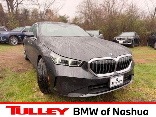 Dark Graphite Metallic 2026 BMW 530 i xDrive