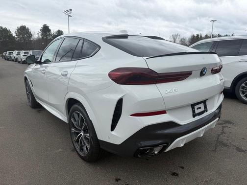 Alpine White 2026 BMW X6 xDrive40i