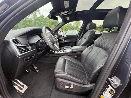 2019 BMW X7 xDrive40i