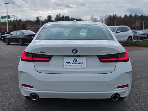 2023 BMW 330 i xDrive