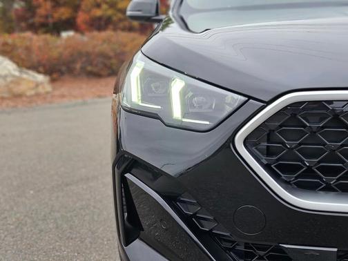 2025 BMW X2 xDrive28i