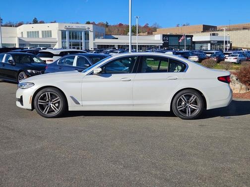 2022 BMW 530 i xDrive