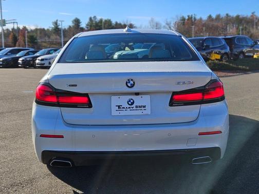 2022 BMW 530 i xDrive