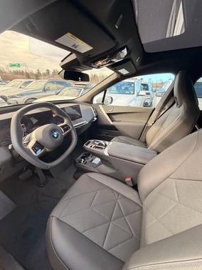 2026 BMW iX xDrive45