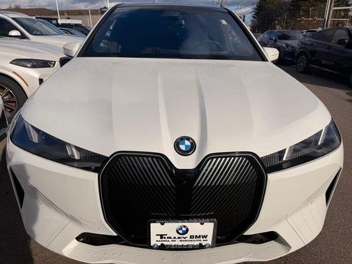 2026 BMW iX xDrive45